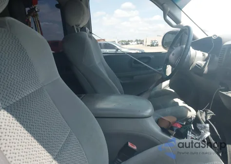 2001 Ford F-150 Lariat/Xl/Xlt from USA, damaged, VIN 1FTRX17W71NB44992